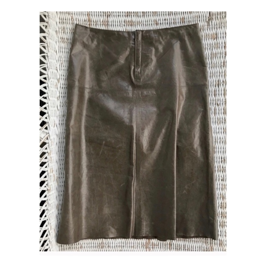 🔥RARE VINTAGE 💯Leather Raw-Edge Skirt